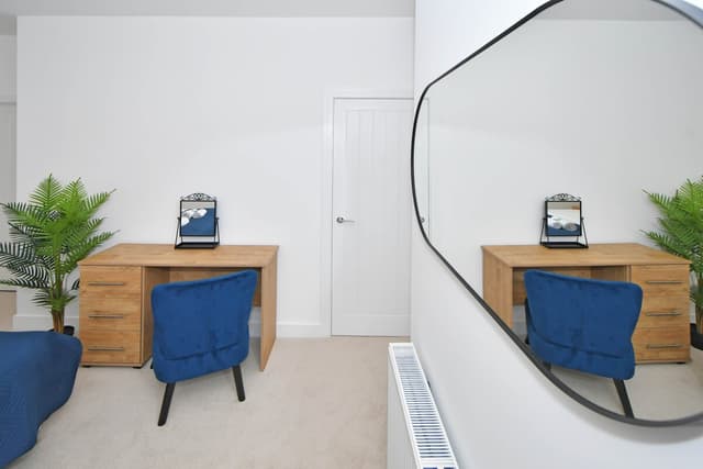 Entire Home In Cheshire East, United Kingdom - View 4