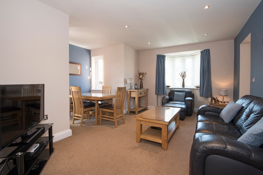 Riverview 2 Bedroom Apartment | Durham - View 8