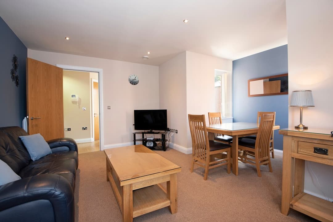 Riverview 2 Bedroom Apartment | Durham - View 9