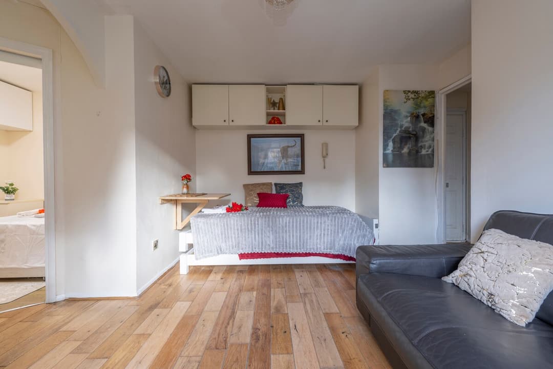 1 Bedroom Apartment - Deptford London - Sleeps 4 - View 5