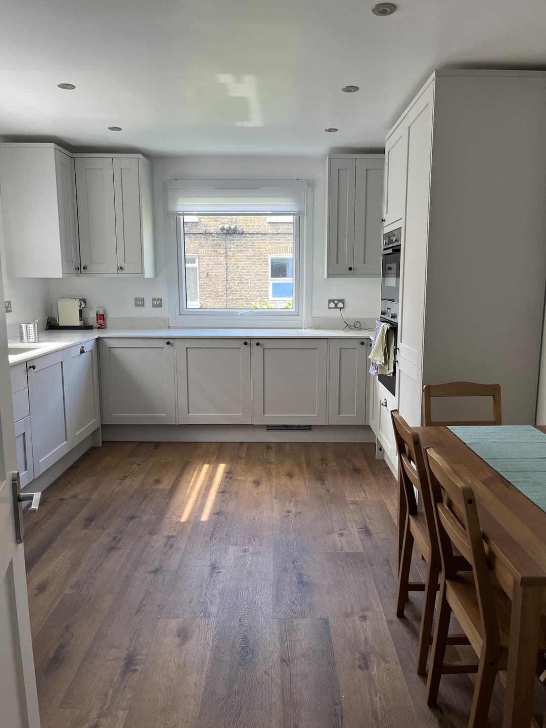 Modern 4-bed Home Near Paddington - Wifi - View 7
