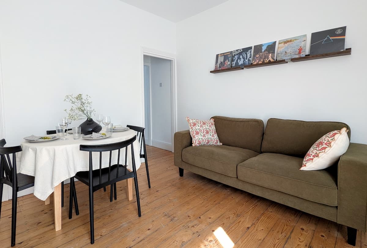 Urban Oasis - families, Remote Work, Contractors