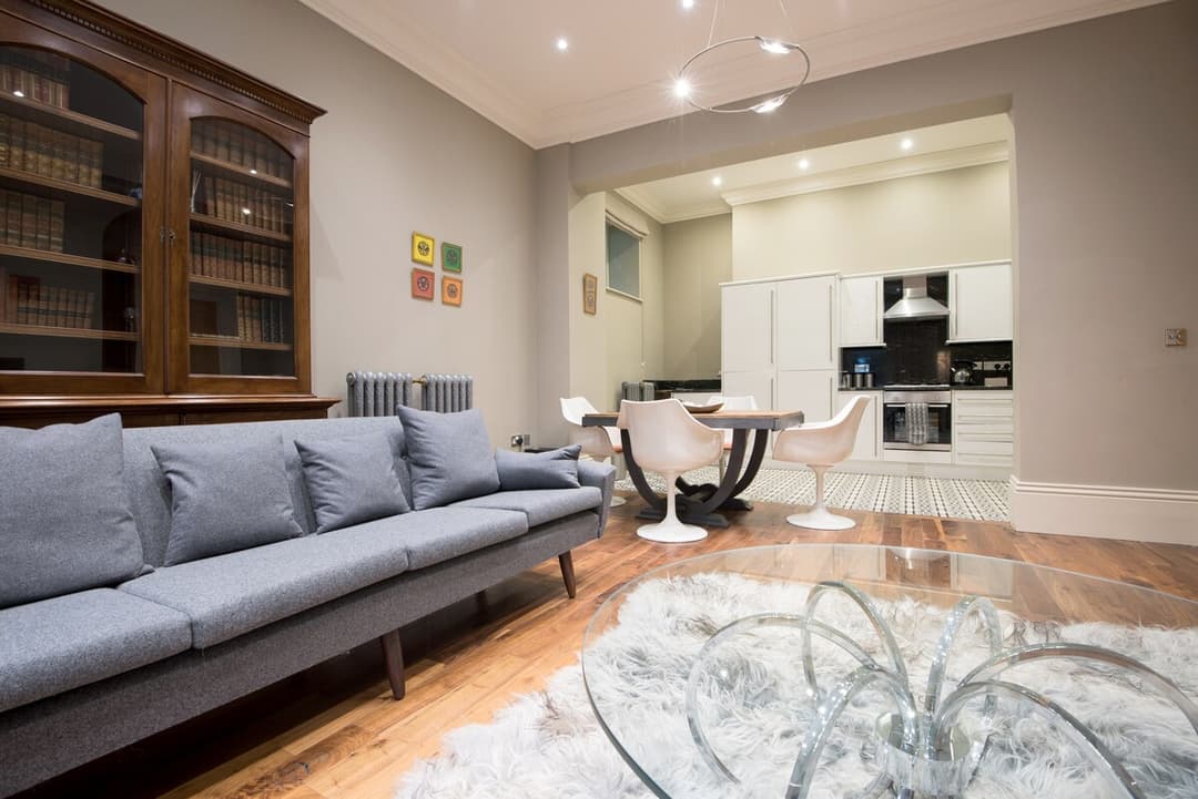 Luxury 2 Bedroom Apartment | Durham | Parking - View 8