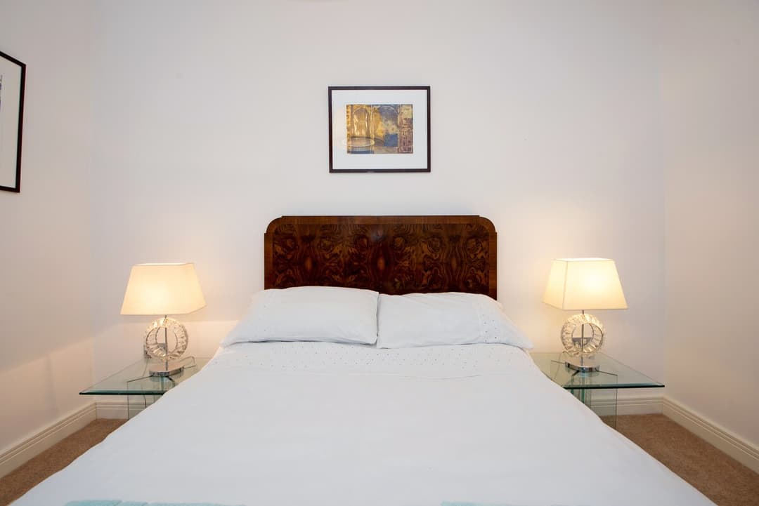 Luxury 2 Bedroom Apartment 2 | Durham | Parking - View 9