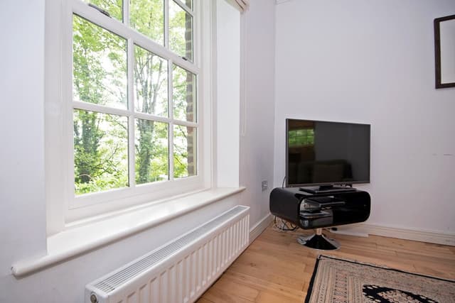 Luxury 2 Bedroom Apartment 4 | Durham | Parking - View 4