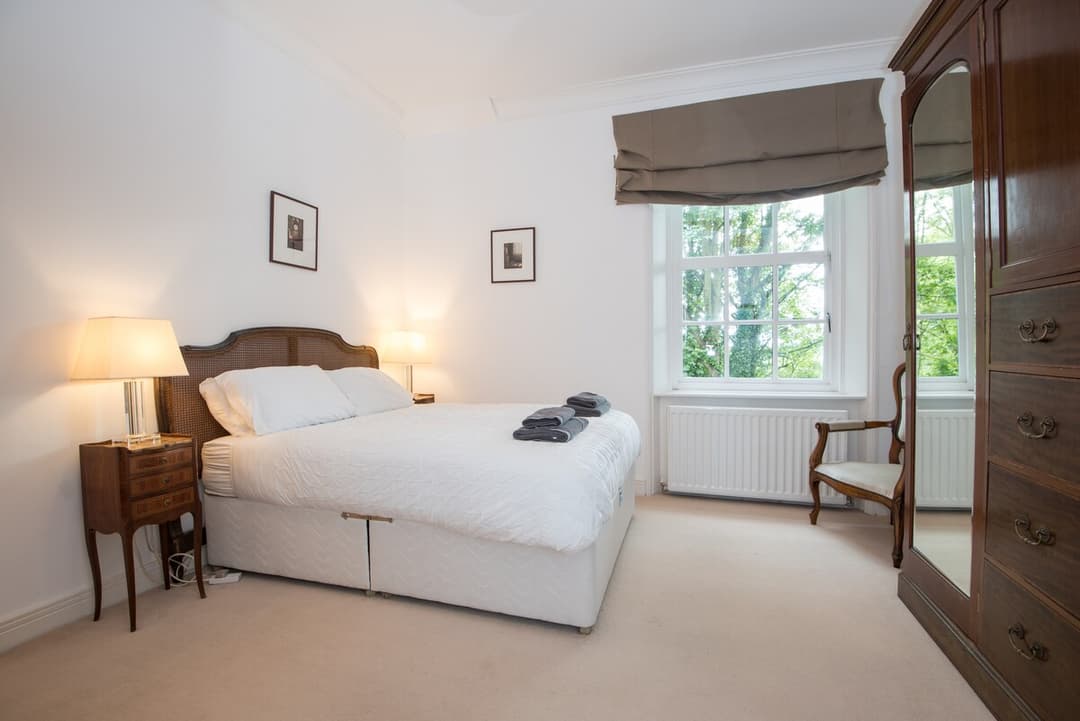 Luxury 2 Bedroom Apartment 4 | Durham | Parking - View 8