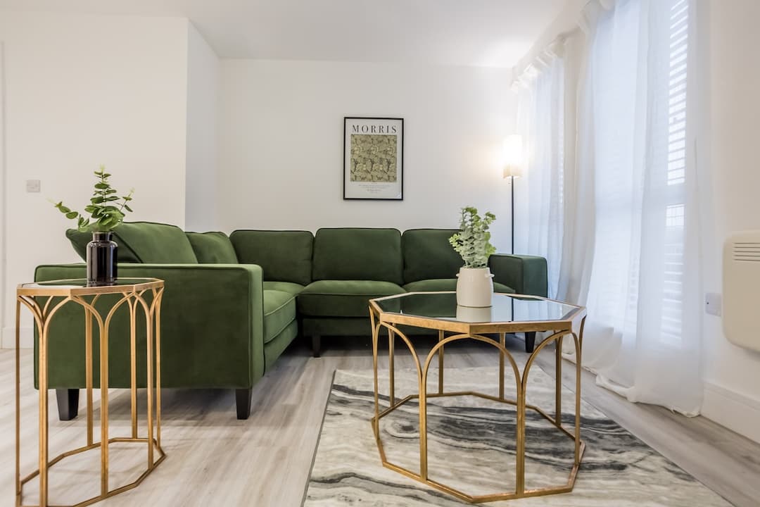 Modern 2 Bedroom Apartment | Parking | Washington - View 6