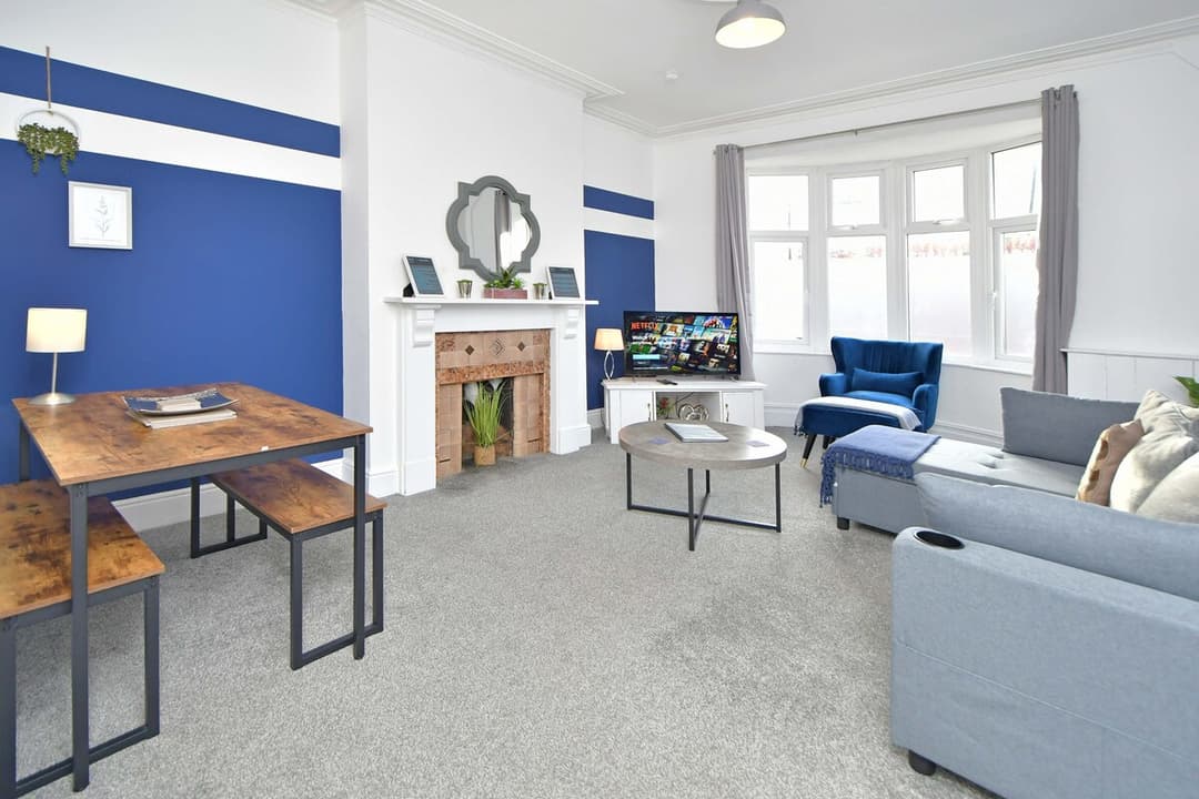 Entire 1 Bedroom Rental Unit In Cheshire East, United Kingdom - View 25