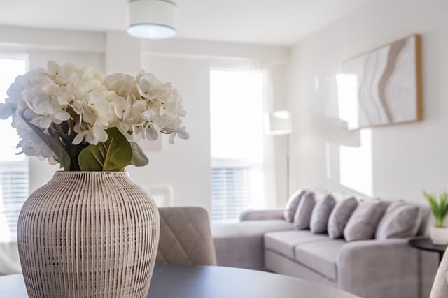 Modern 3 Bedroom Apartment | Parking | Washington - View 3