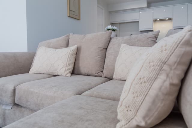 Luxury 2 Bedroom Apartment | Parking | Washington - View 2