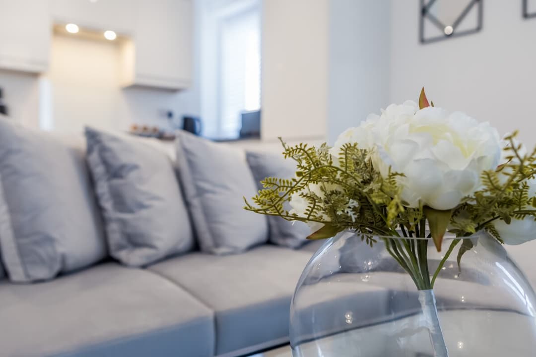 2 Bedroom Apartment | Parking | Washington - View 2
