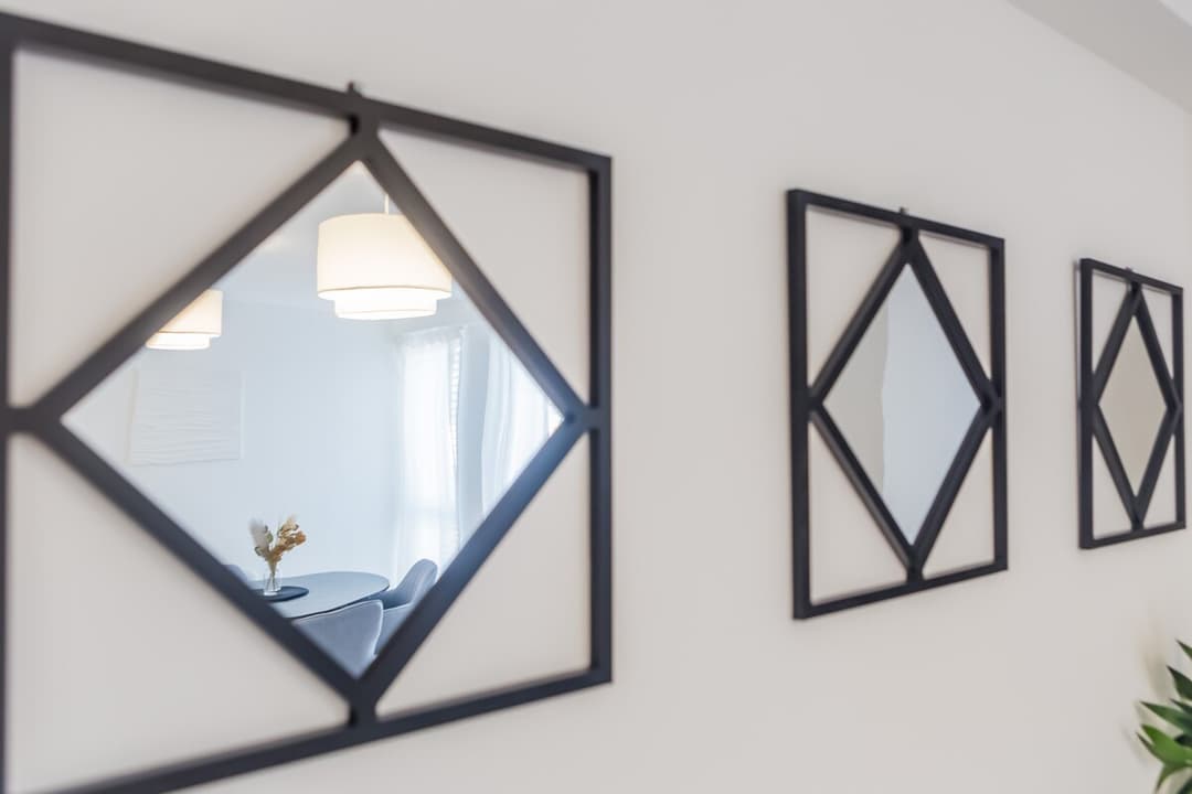 2 Bedroom Apartment | Parking | Washington - View 9