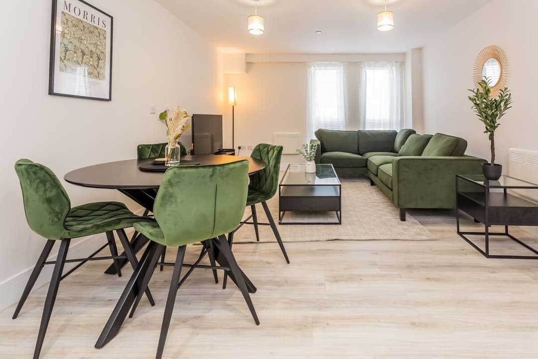 2 Bedroom Apartment | Washington | Parking - View 10