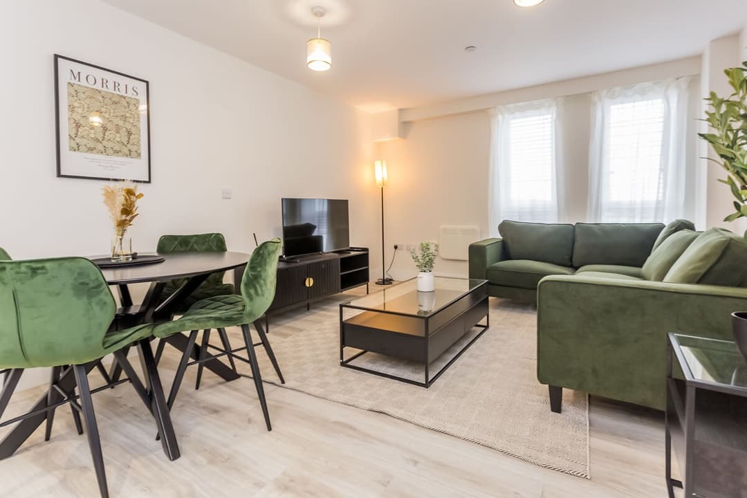 2 Bedroom Apartment | Washington | Parking - View 11