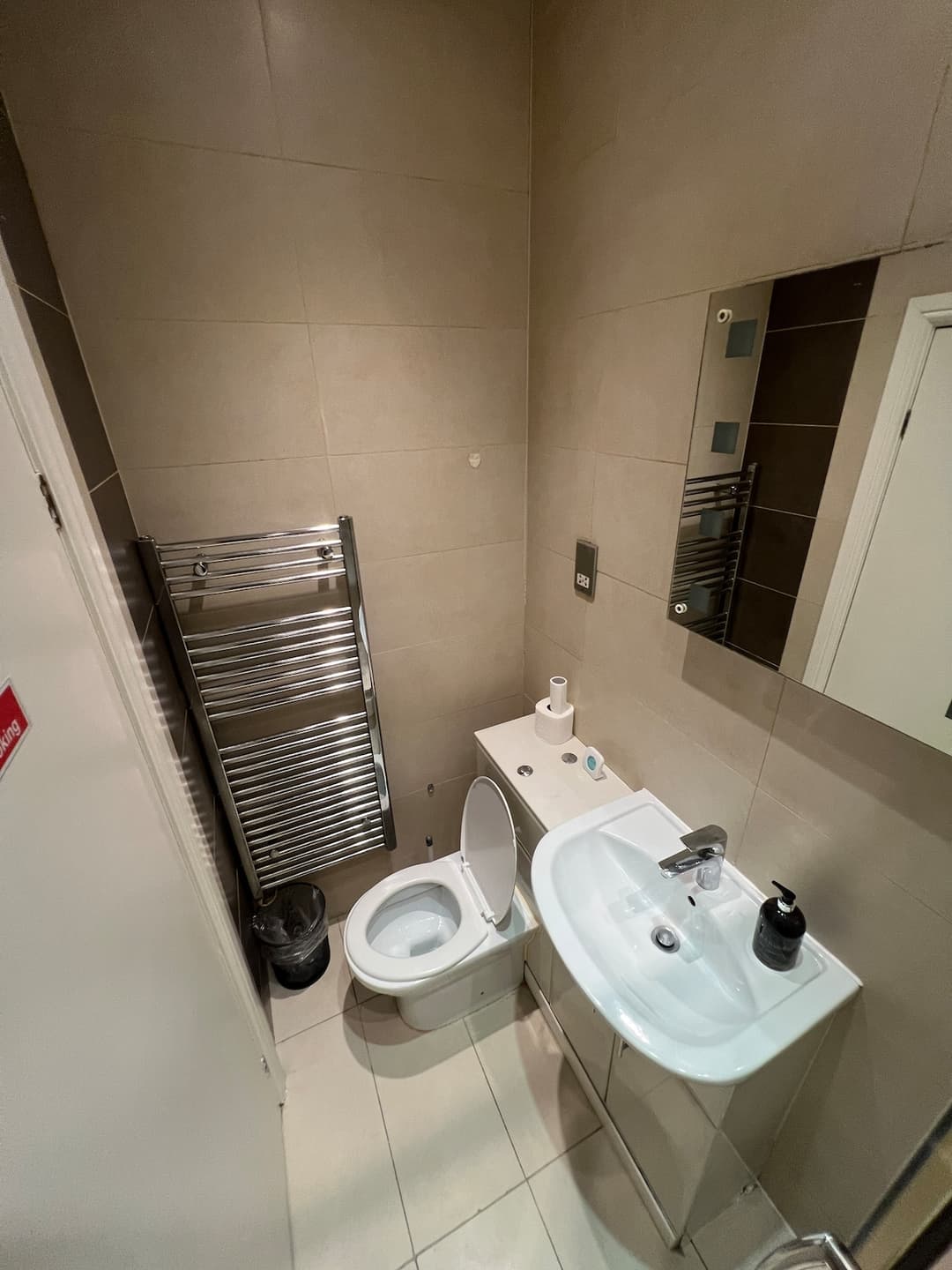 Chic Boutique City Stay | Studio Apartment B - View 10