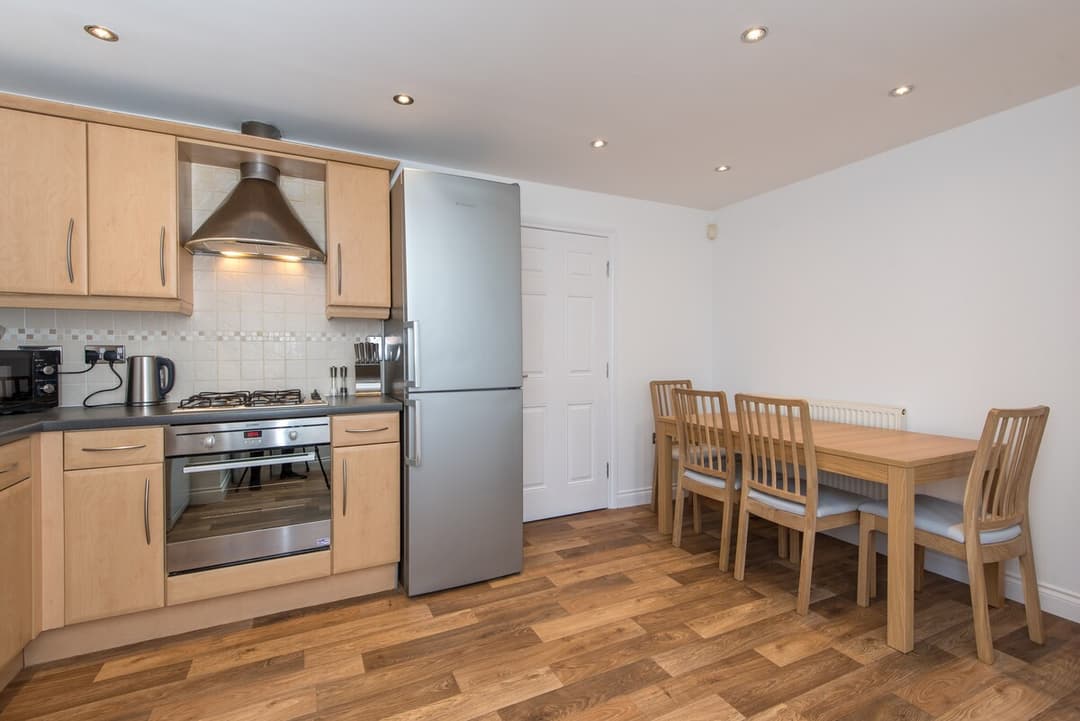4 Bedroom Townhouse | Parking | Durham - View 21