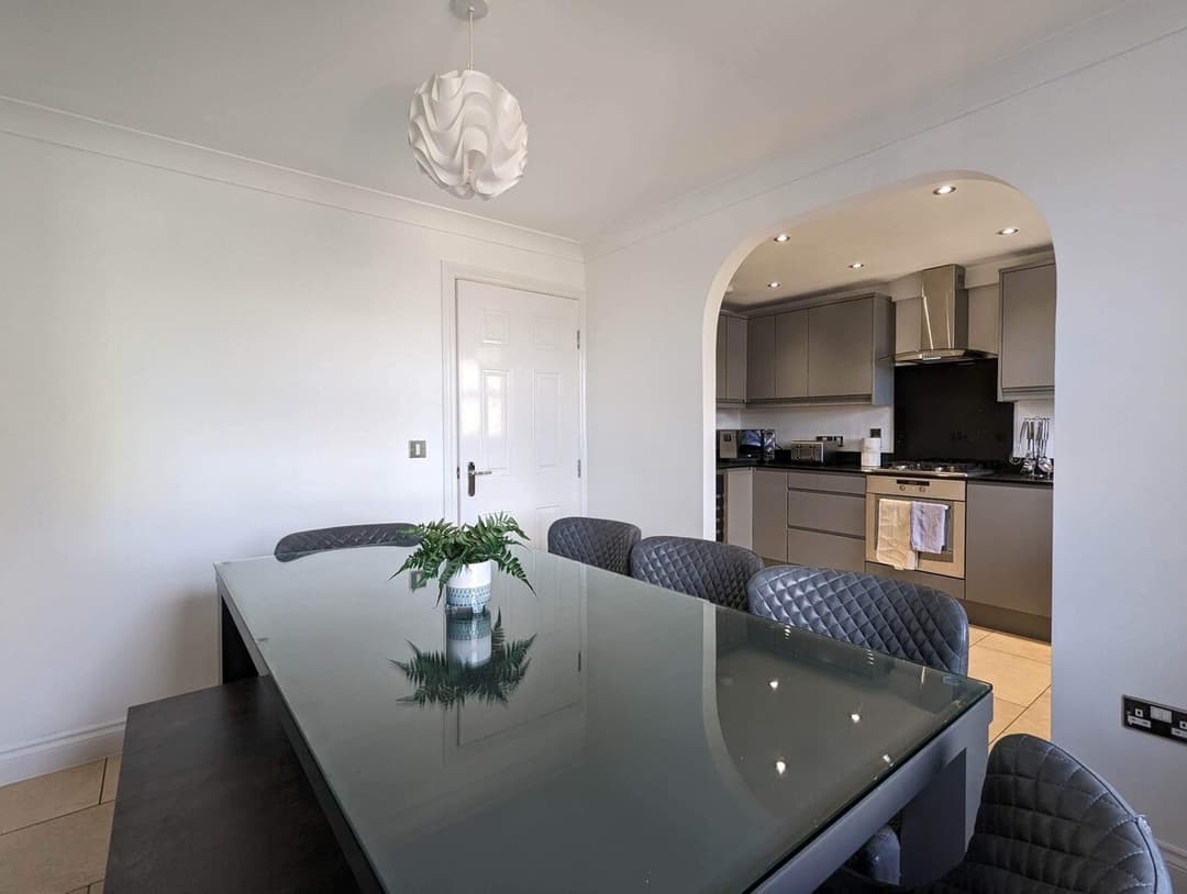 5 Bedroom House | 3 Bathroom | Parking | Durham - View 15