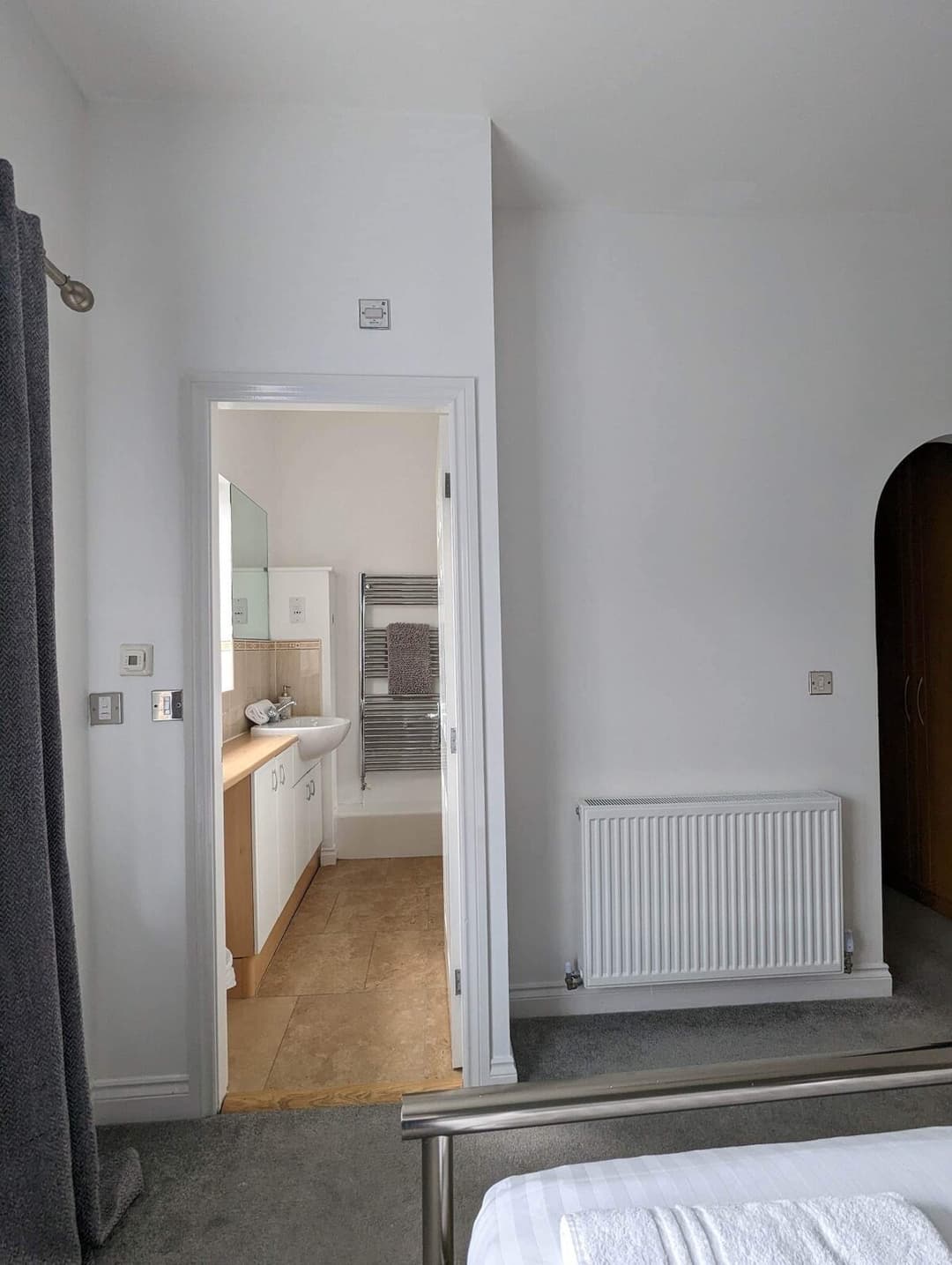 5 Bedroom House | 3 Bathroom | Parking | Durham - View 13