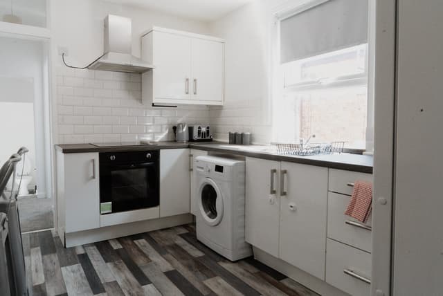 Entire 3 Bedroom Home In Cheshire East, United Kingdom - View 1