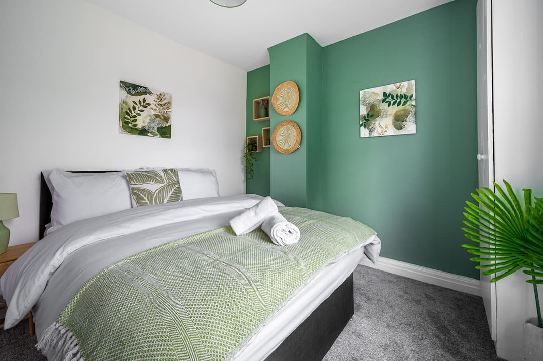 3 Bedroom House : Comfort And Relaxation In The City - View 7