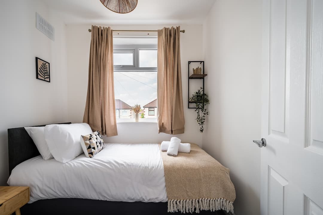 3 Bedroom House : Comfort And Relaxation In The City - View 10