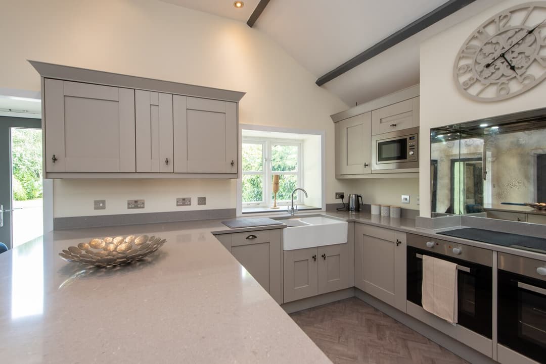3 Bedroom Cottage - A Cosy Cottage With Hot Tub - View 36