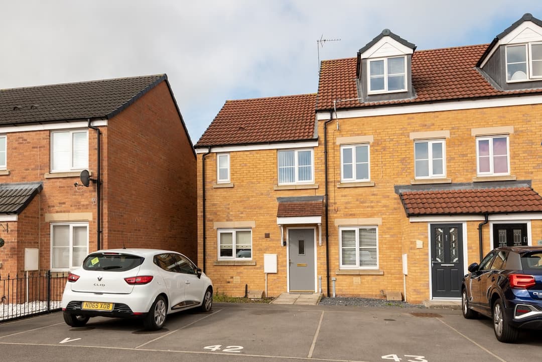 2 Bedroom House | Parking | Wifi - View 9