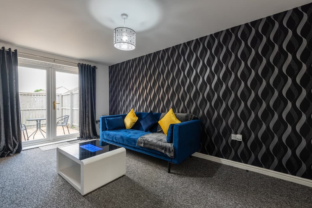 2 Bedroom House | Parking | Wifi - View 4