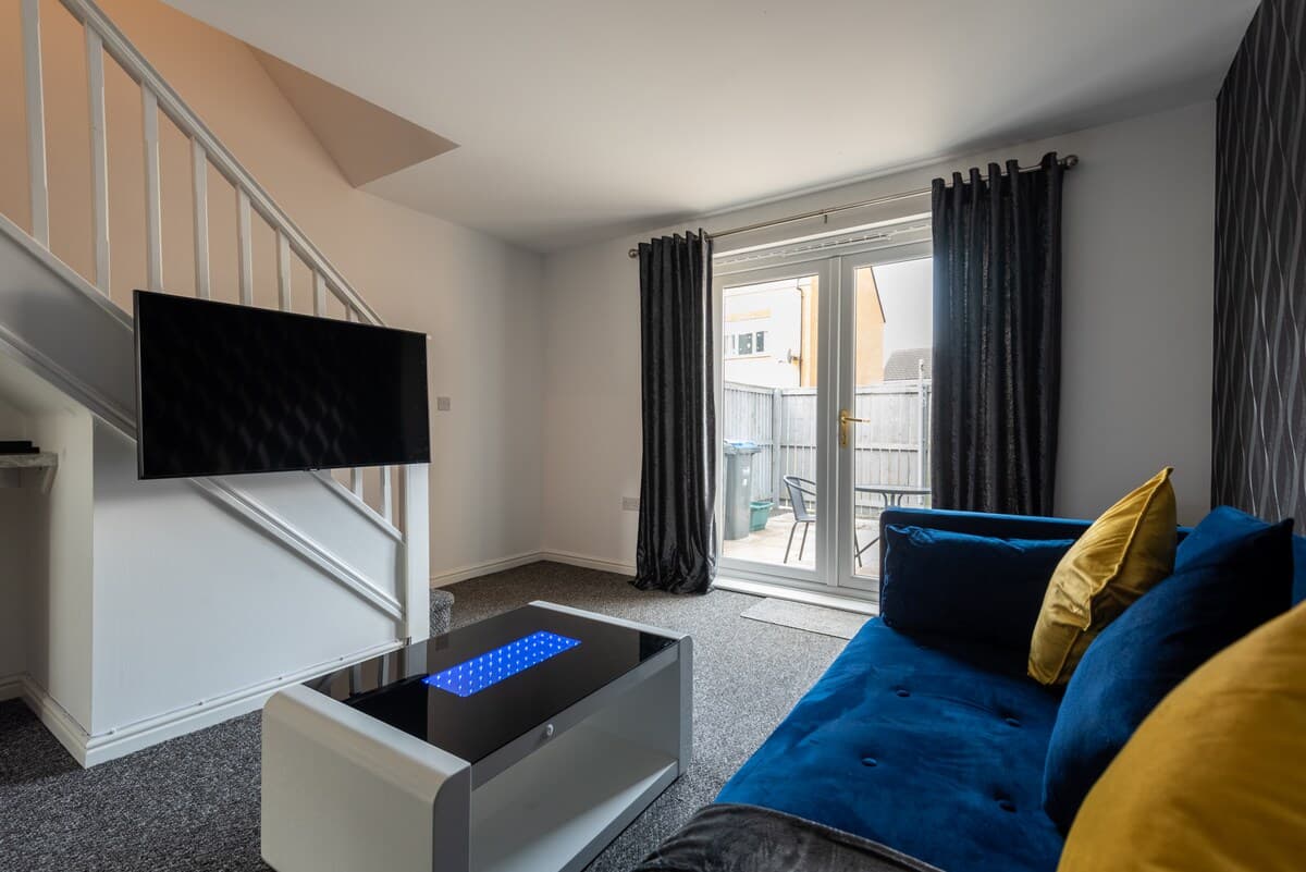 2 Bedroom House | Parking | Wifi