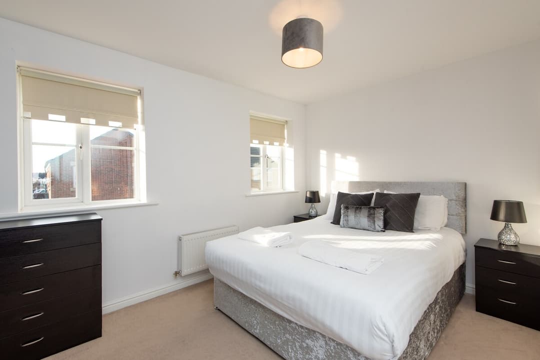 3 Bedroom House | Parking | Durham - View 6