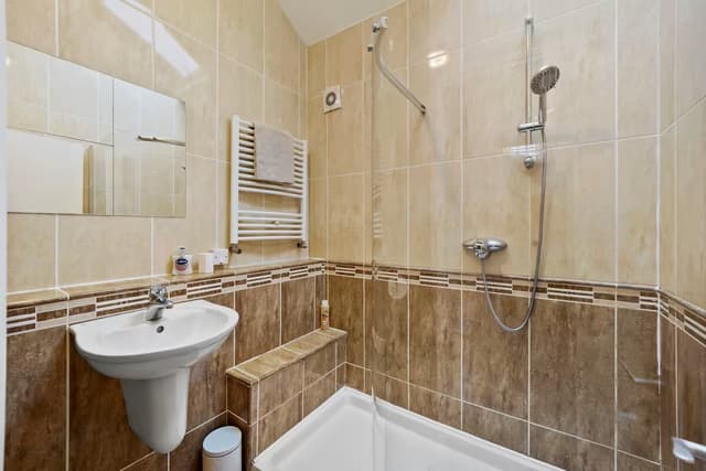 City apt ideal for contractors & weekend stays - View 2