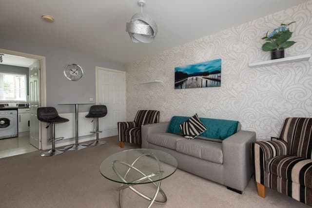 2 Bedroom House | Parking | Durham - View 1