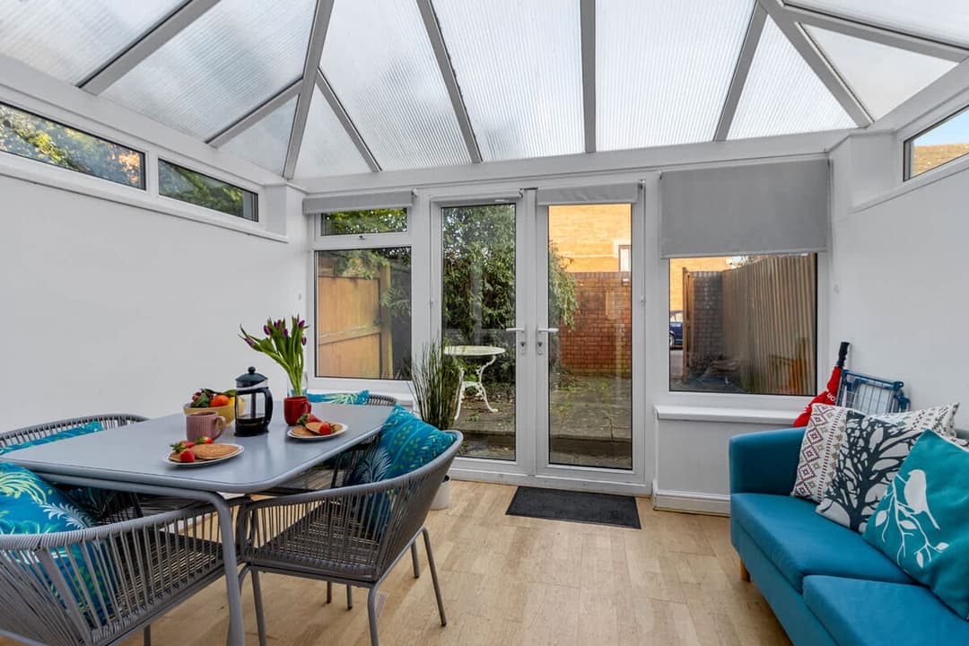 3 Bedroom House - Exeter Quay - Parking - View 8