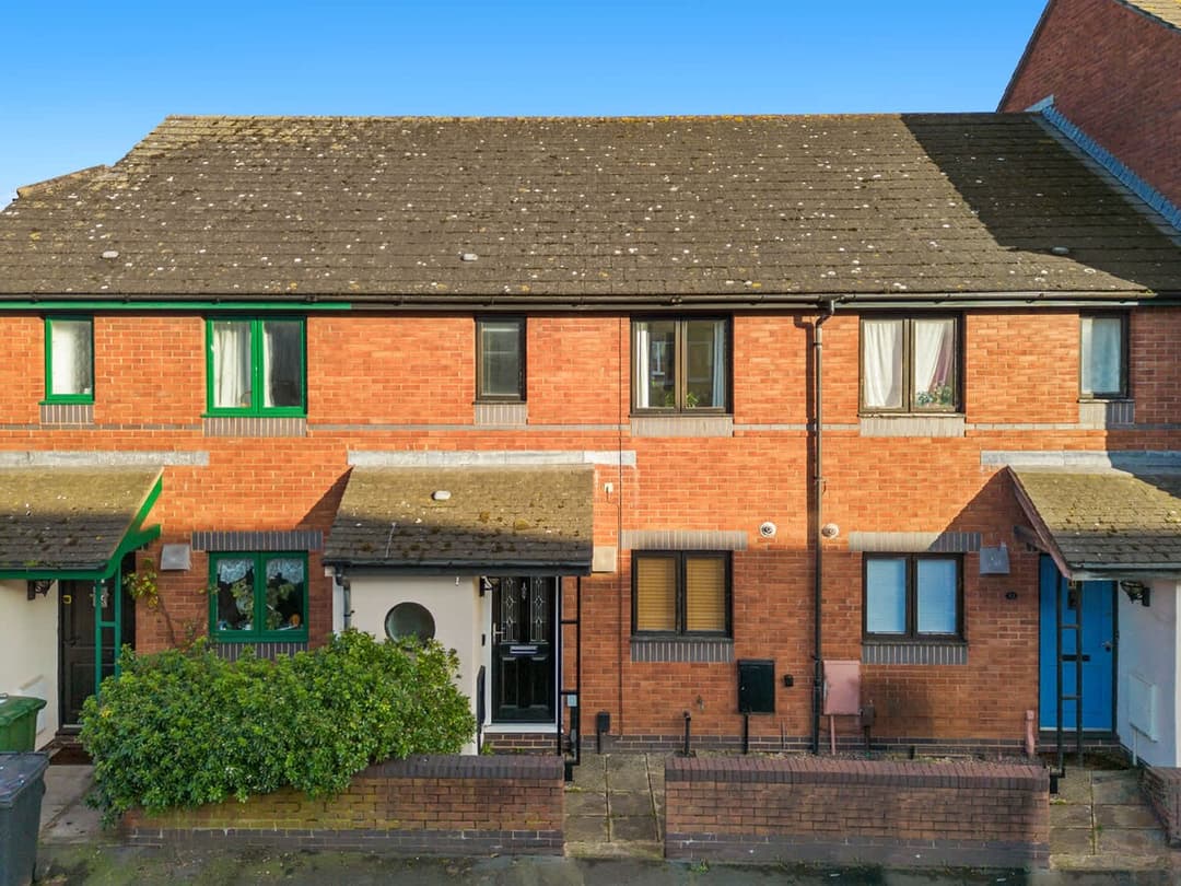 3 Bedroom House - Exeter Quay - Parking - View 9