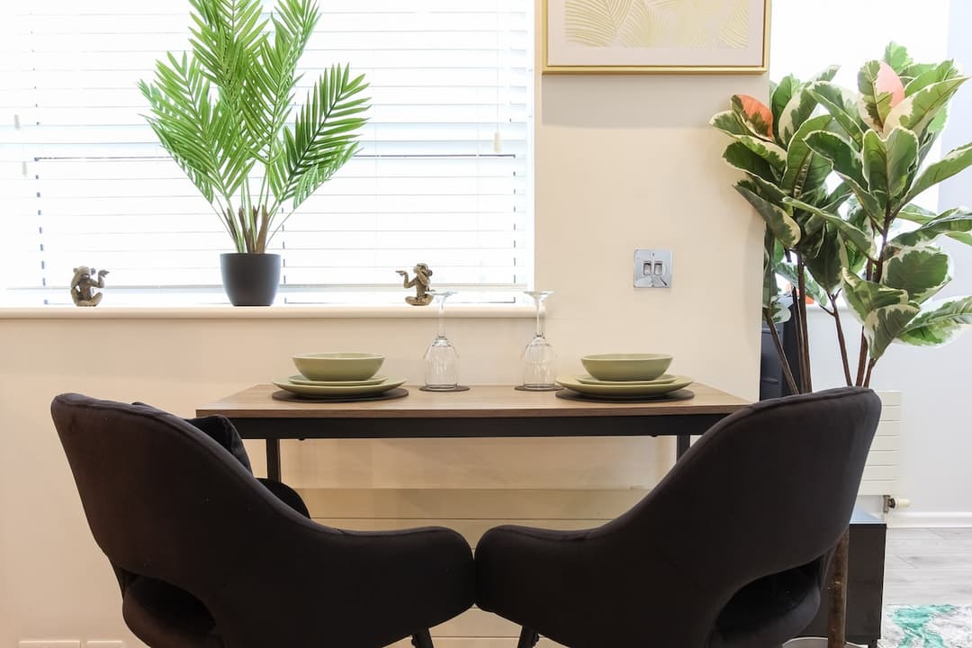 1 Bedroom Apartment | Brighton - View 6