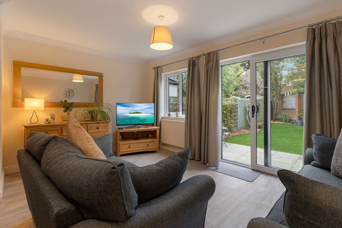 Exeter Quay View | 3 Bedroom Apartment | Parking