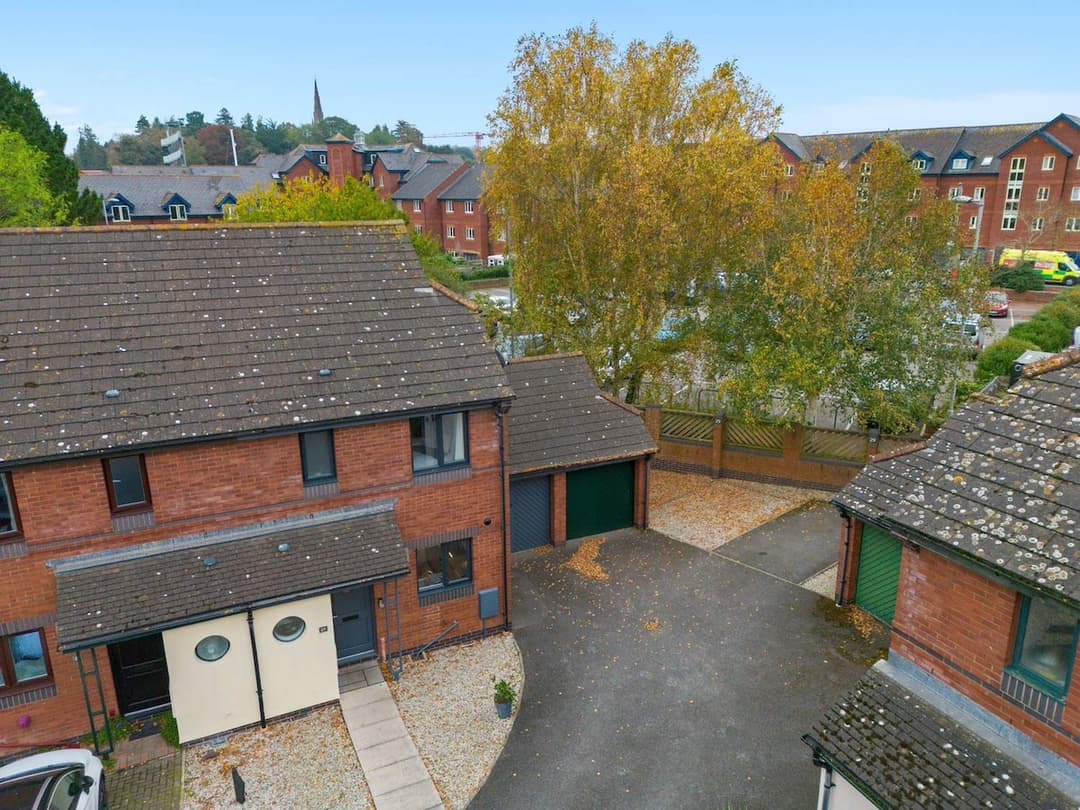 Exeter Quay View | 3 Bedroom Apartment | Parking - View 13