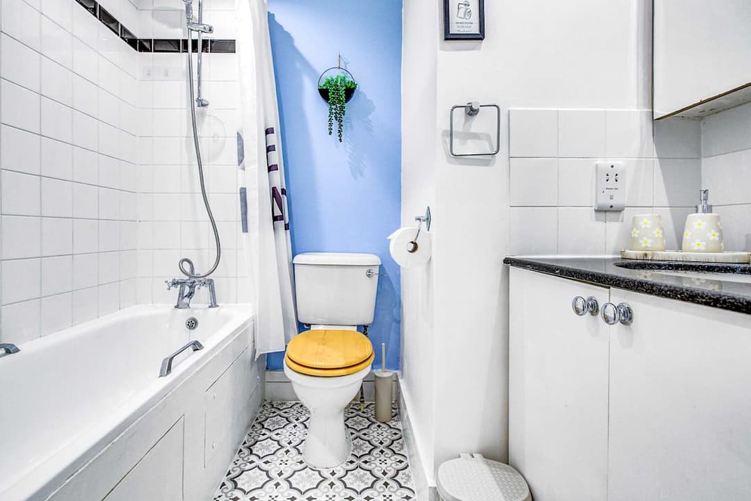 Wimbledon / 3 Bed 3bath / Close To Train Station - View 5