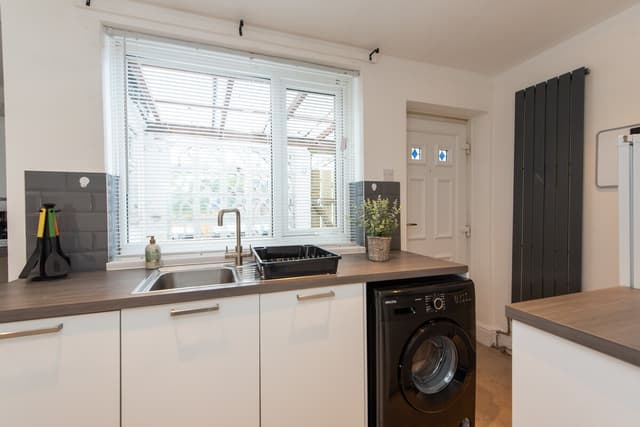 3 Bedroom House | Durham - View 3