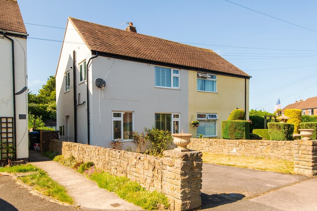 Comfortable, modern 2 bed house - View 9