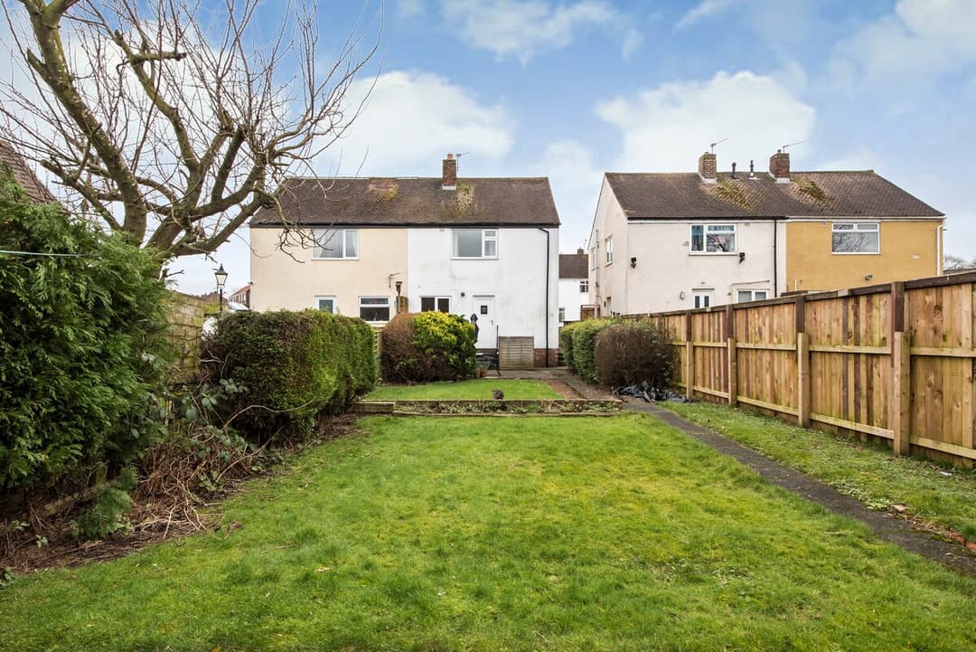 Comfortable, modern 2 bed house - View 12