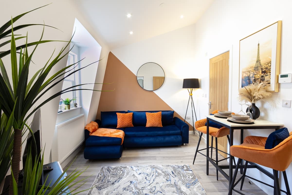 2 Bedroom Apartment
