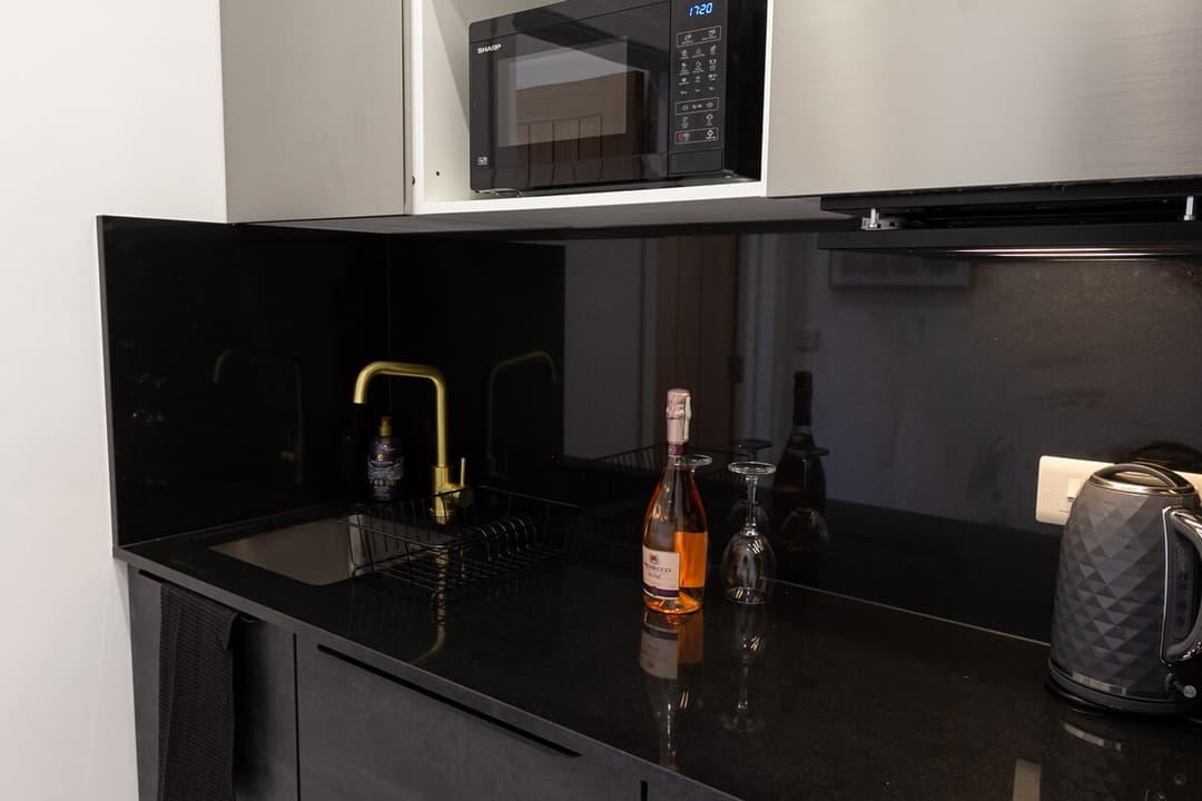 2 Bedroom Apartment | Brighton - View 7