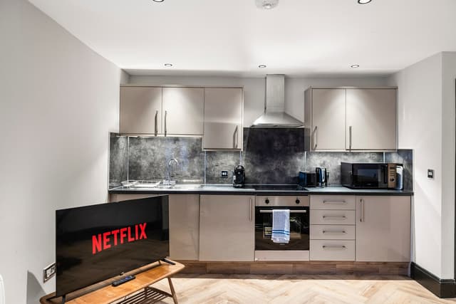 Central Luxury Apartment | Brighton Central  - View 1
