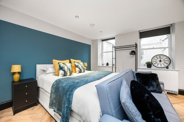 Central Luxury Apartment | Brighton Central  - View 2