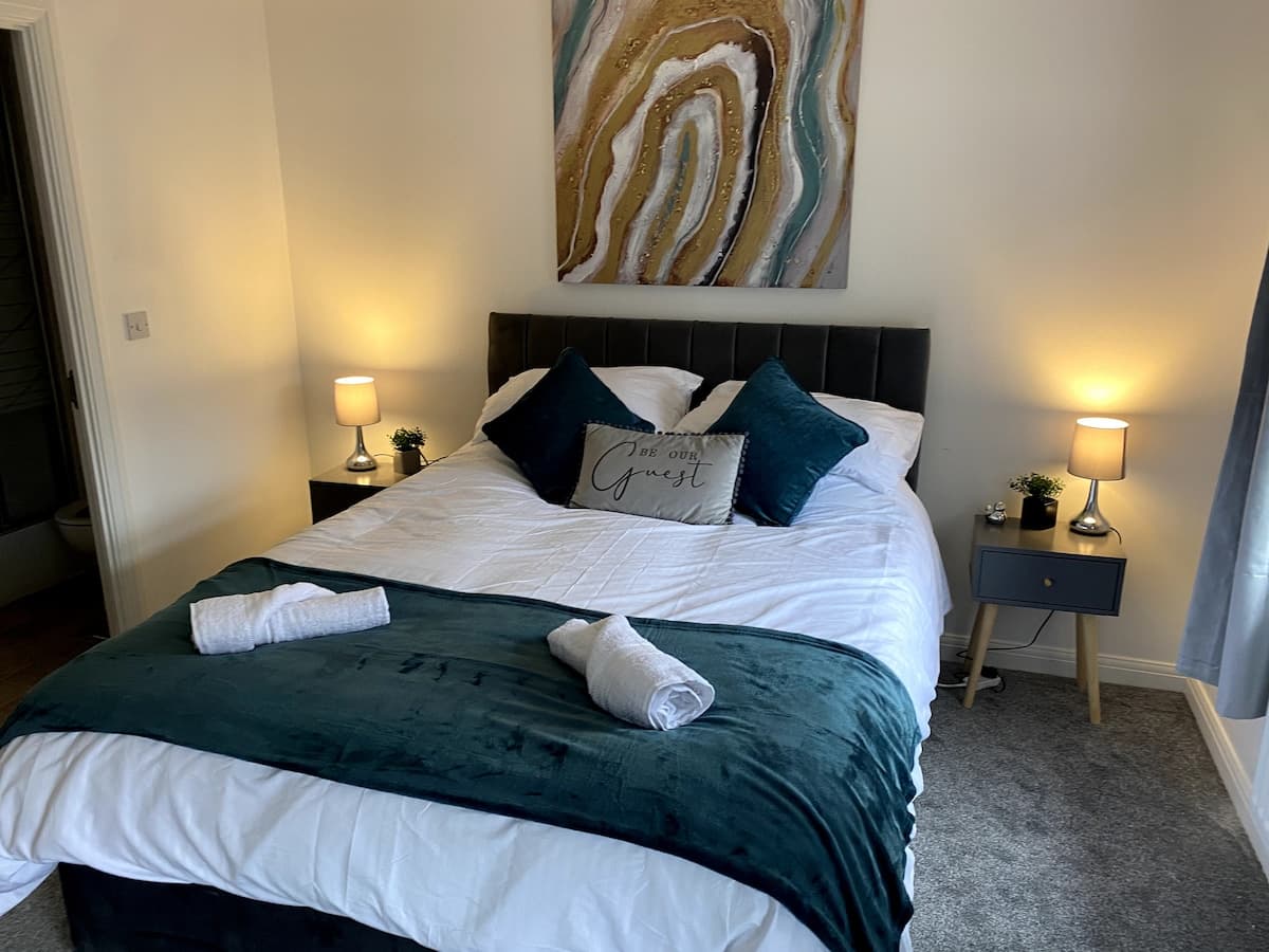 Comfortable 3-bedroom Norwich Townhouse, Garden & Parking