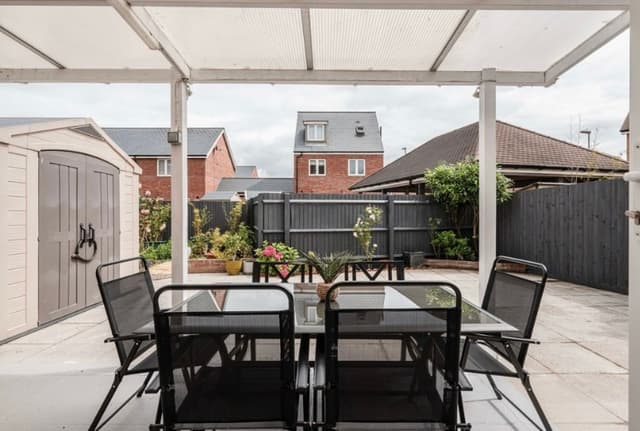 Sleeps 6 • Contractors • Insurance • Relocation  - View 4
