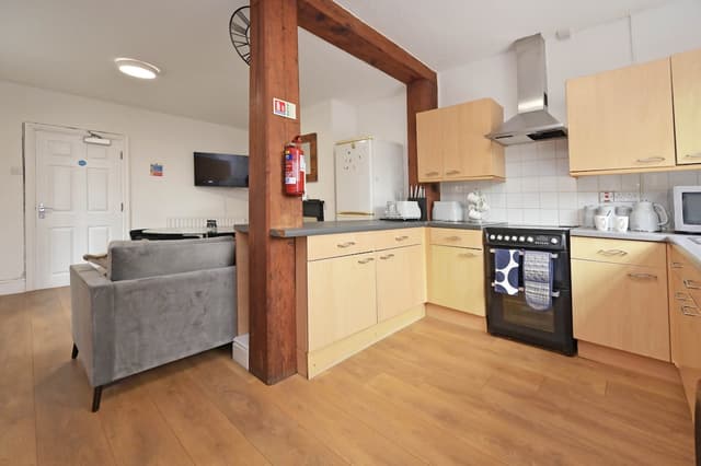 Entire 6 Bedroom 2 Bathroom Home In Cheshire East, United Kingdom  - View 2