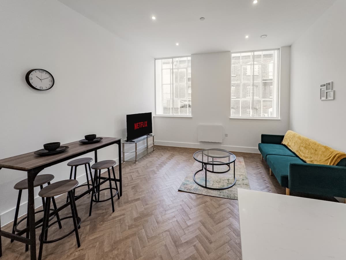 Stylish 1bd Apt In Essex W/ Modern Touch