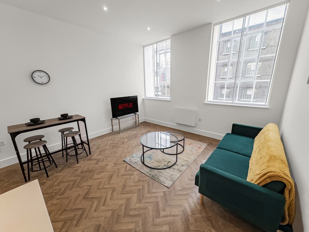 Stylish 1bd Apt In Essex W/ Modern Touch - View 8